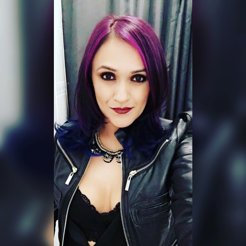 Meet your Posher, Jasmine